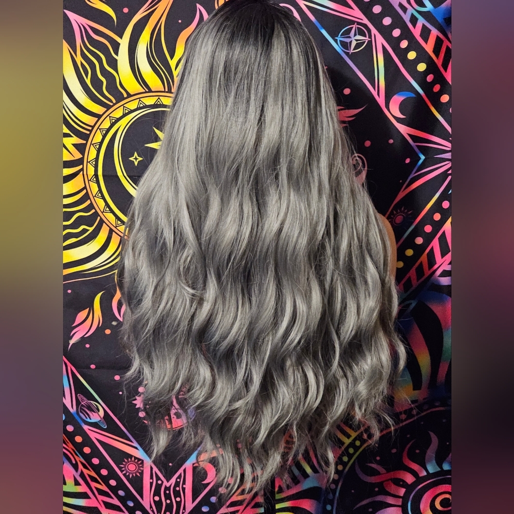 Wig - Picture 3 of 3